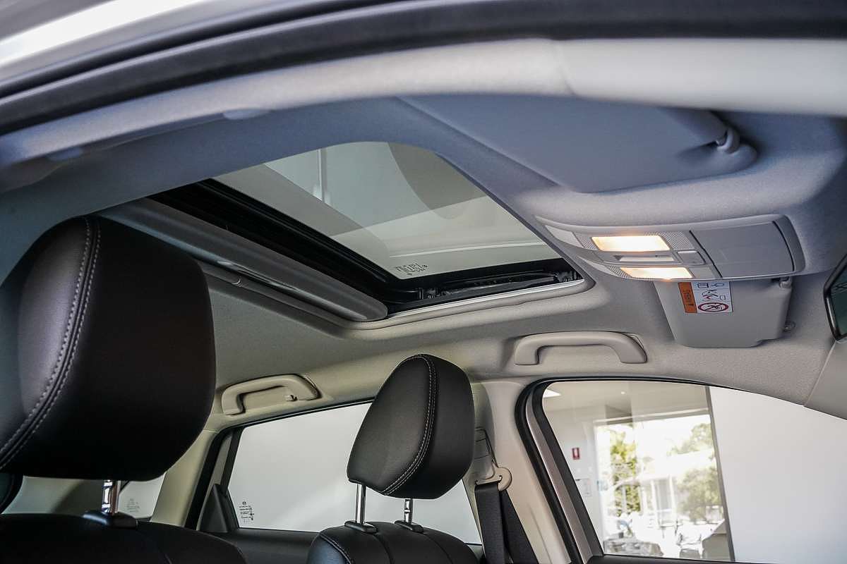 2025 Mazda CX-3 G20 Akari DK