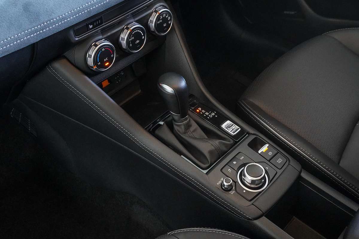 2025 Mazda CX-3 G20 Akari DK
