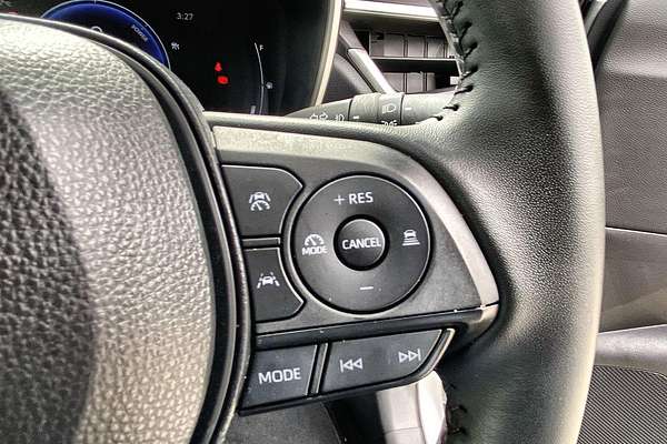 2024 Toyota Corolla Cross GXL MXGH10R