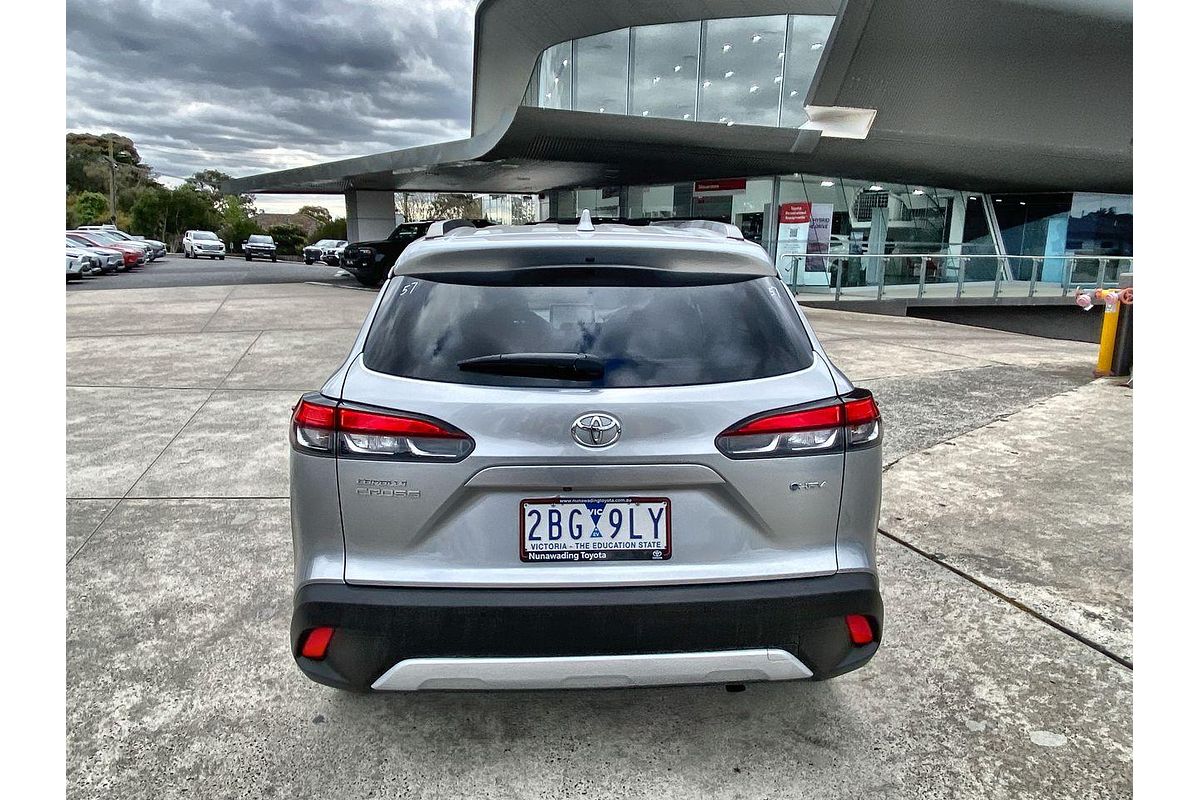2024 Toyota Corolla Cross GXL MXGH10R