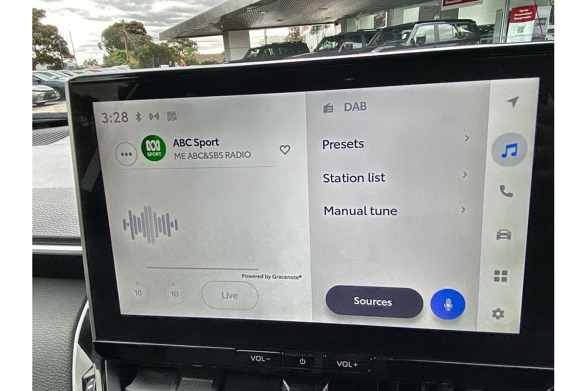 2024 Toyota Corolla Cross GXL MXGH10R