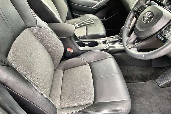 2024 Toyota Corolla Cross GXL MXGH10R