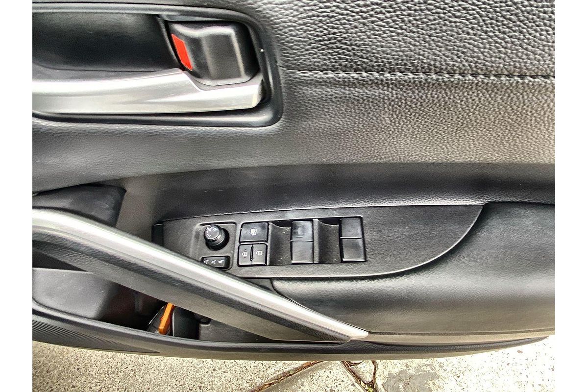 2024 Toyota Corolla Cross GXL MXGH10R