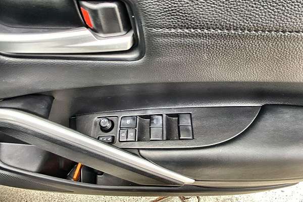 2024 Toyota Corolla Cross GXL MXGH10R