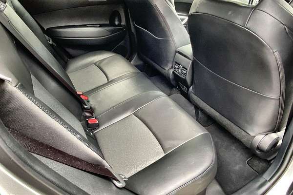 2024 Toyota Corolla Cross GXL MXGH10R