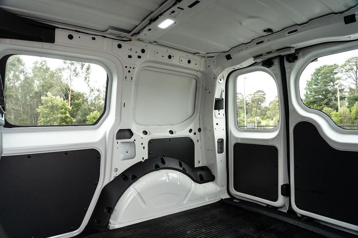 2024 Volkswagen Caddy TDI320 5 SWB