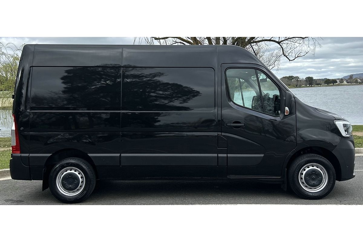2025 Renault Master Pro 110kW X62 Phase 2 MWB Mid Roof