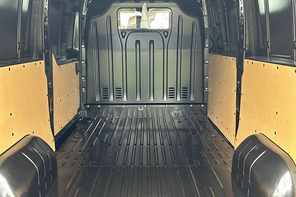 2025 Renault Master Pro 110kW X62 Phase 2 MWB Mid Roof