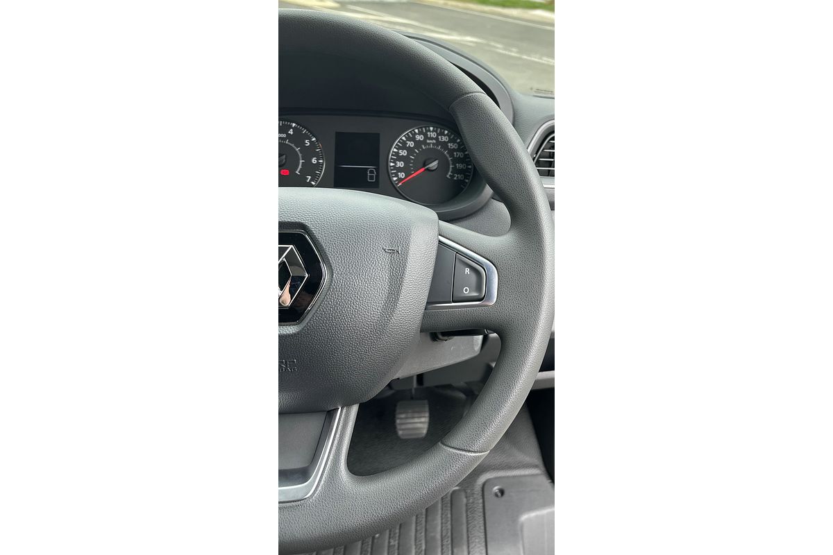 2025 Renault Master Pro 110kW X62 Phase 2 MWB Mid Roof