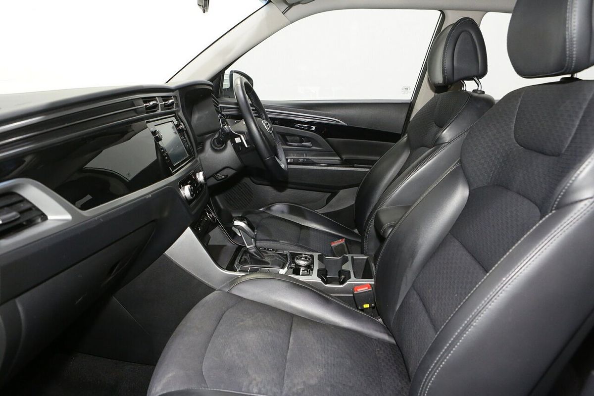 2022 SsangYong Korando ELX C300