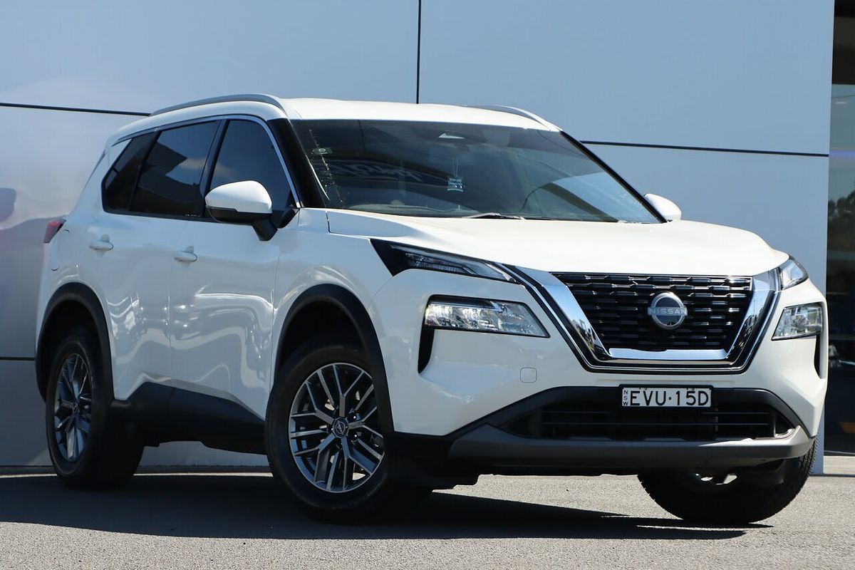 2022 Nissan X-TRAIL ST T33