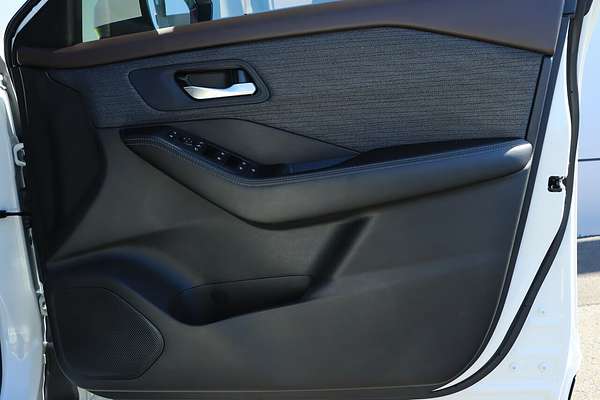 2022 Nissan X-TRAIL ST T33