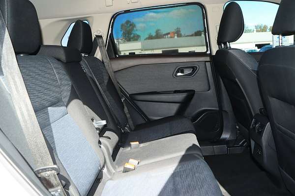 2022 Nissan X-TRAIL ST T33