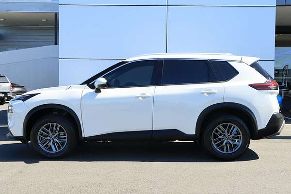 2022 Nissan X-TRAIL ST T33