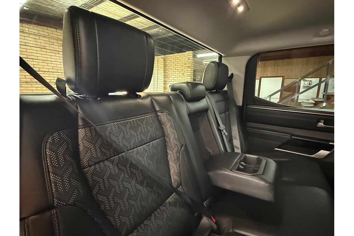 2024 Toyota Tundra Limited VXKH75L 4X4