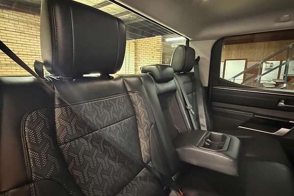 2024 Toyota Tundra Limited VXKH75L 4X4