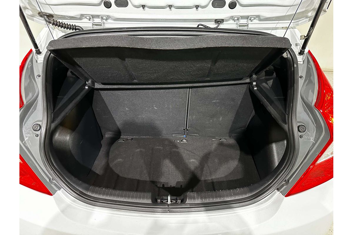 2019 Hyundai Accent Sport RB6