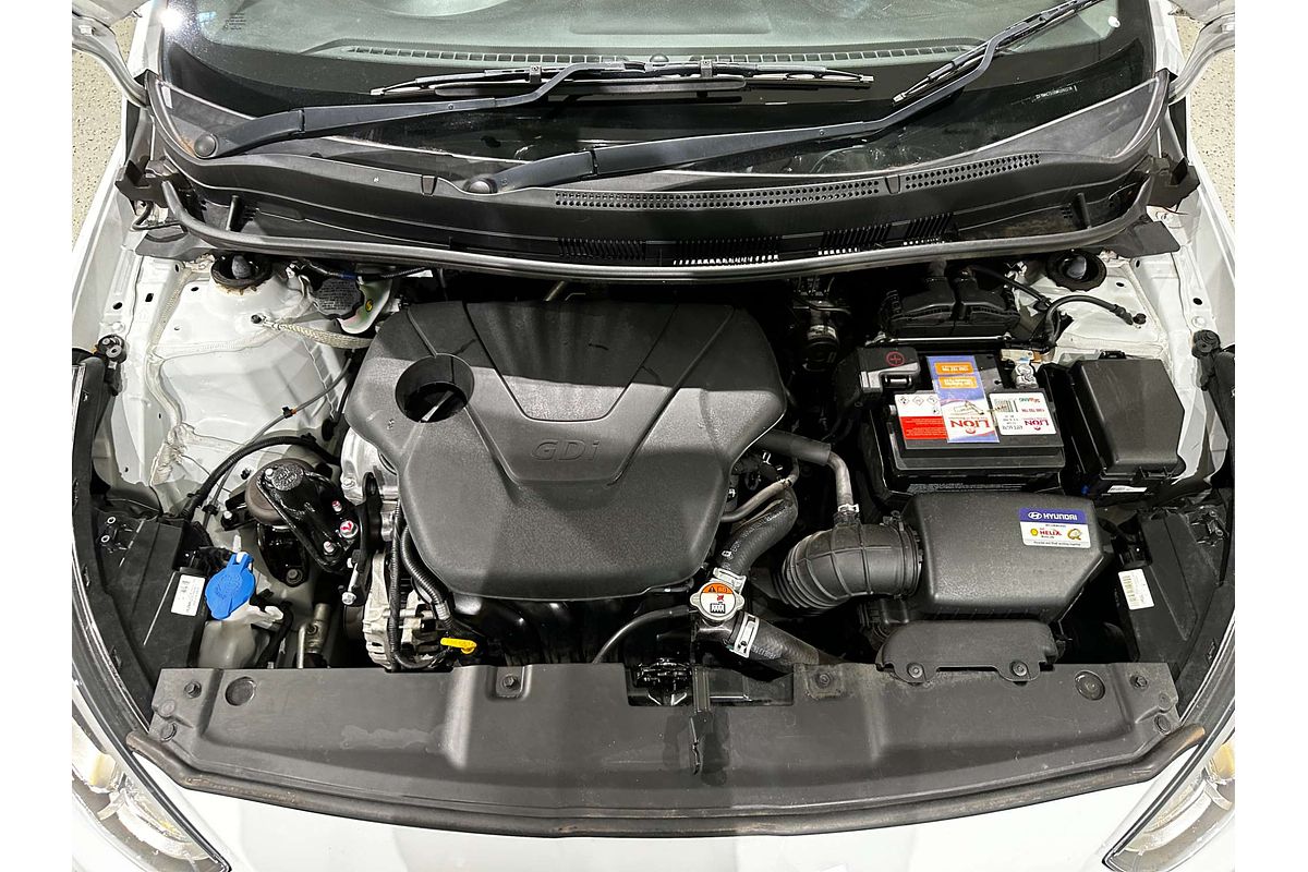 2019 Hyundai Accent Sport RB6