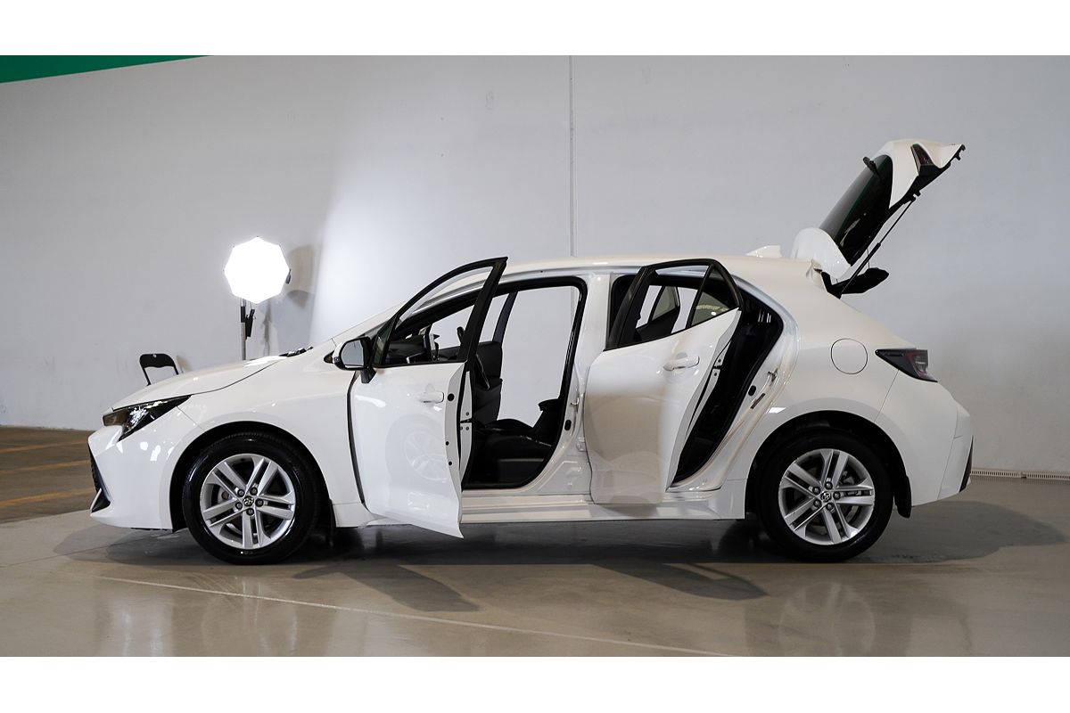 2021 Toyota Corolla Ascent Sport MZEA12R