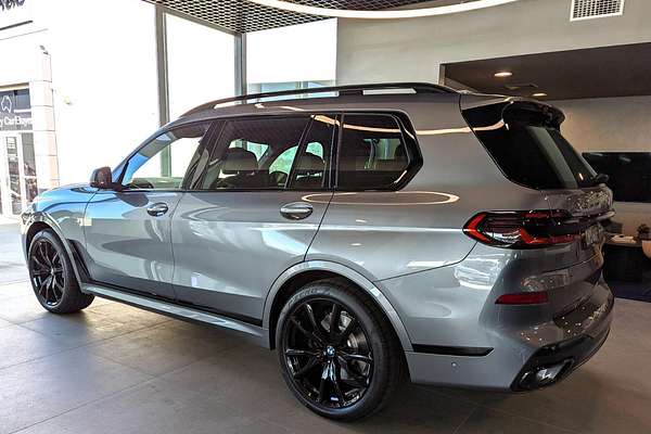 2025 BMW X7 xDrive40d M Sport G07 LCI