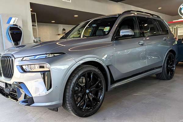 2025 BMW X7 xDrive40d M Sport G07 LCI
