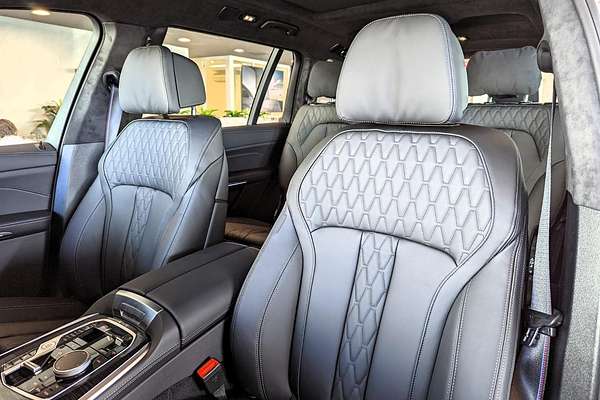 2025 BMW X7 xDrive40d M Sport G07 LCI