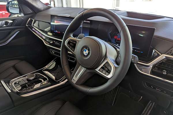 2025 BMW X7 xDrive40d M Sport G07 LCI