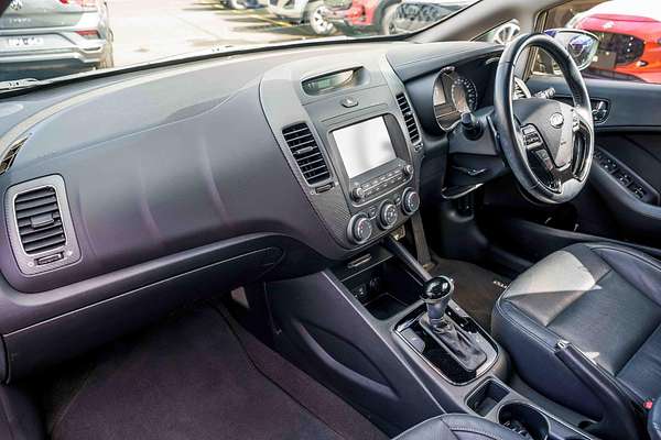 2017 Kia Cerato S YD