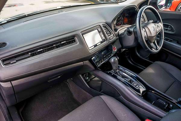 2019 Honda HR-V VTi-S