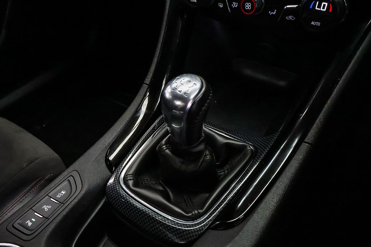 2016 Holden Ute SV6 VF Series II Rear Wheel Drive