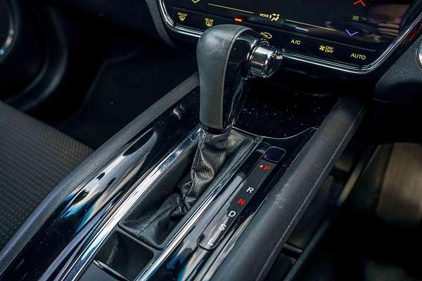 2019 Honda HR-V VTi-S