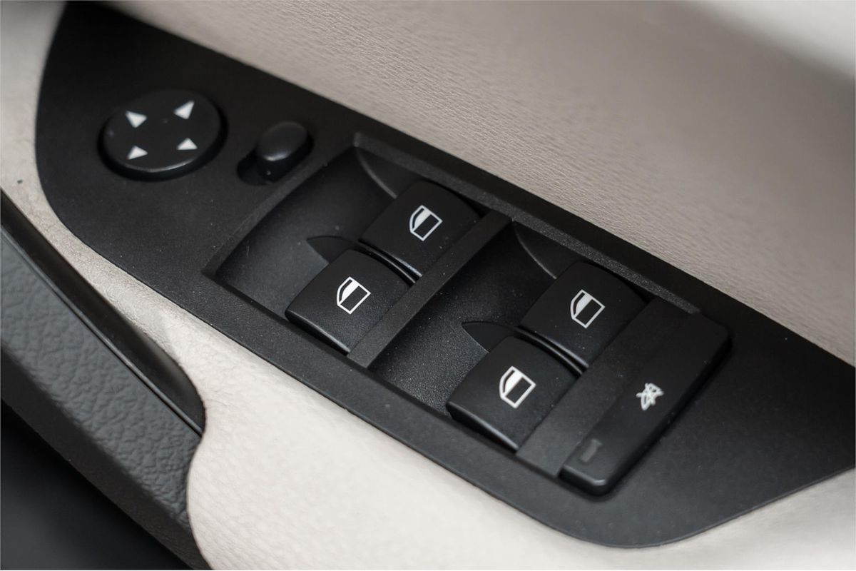 2013 BMW X1 sDrive18d E84 LCI