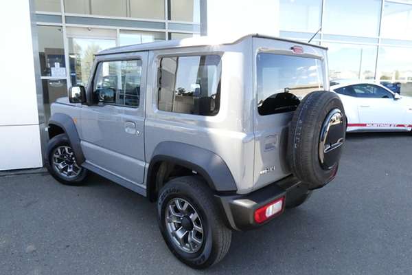 2023 Suzuki Jimny GLX GJ