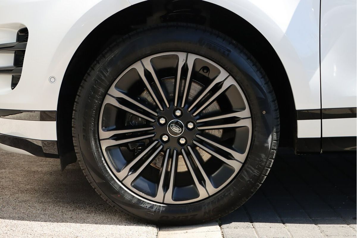 2025 Land Rover Range Rover Evoque P250 Dynamic SE L551