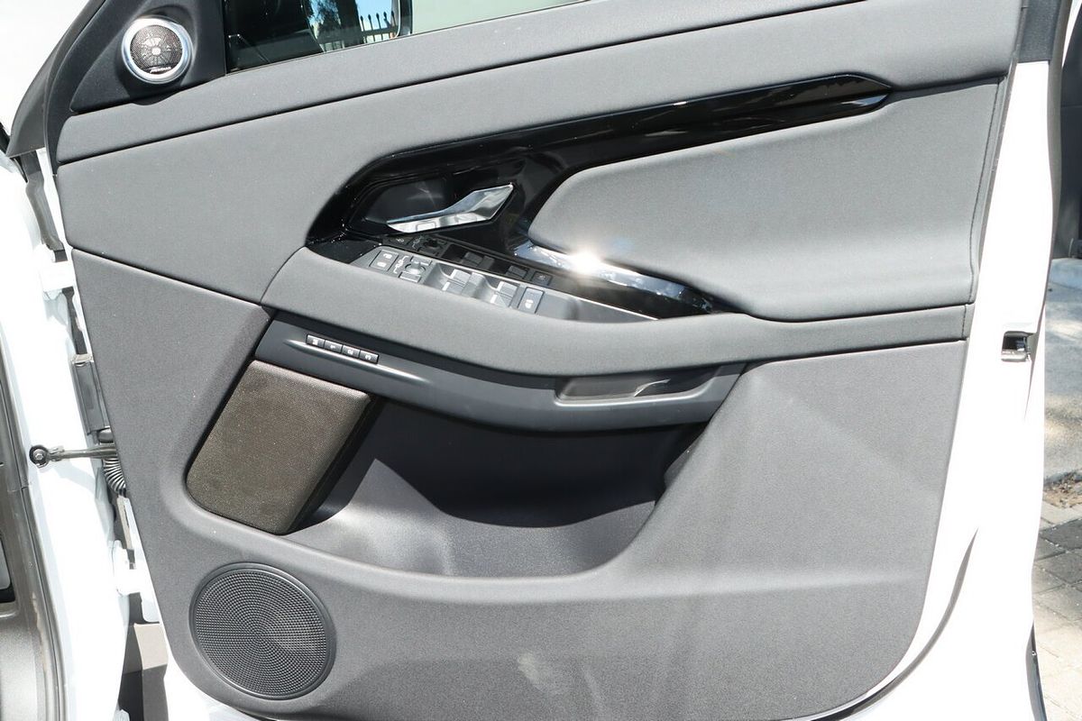 2025 Land Rover Range Rover Evoque P250 Dynamic SE L551