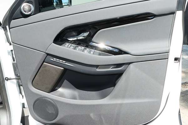 2025 Land Rover Range Rover Evoque P250 Dynamic SE L551