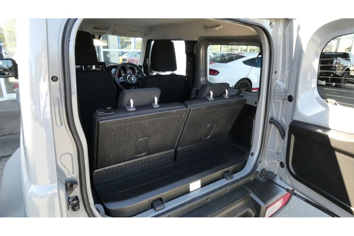 2023 Suzuki Jimny GLX GJ