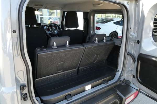 2023 Suzuki Jimny GLX GJ