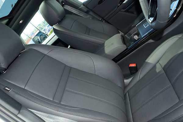2025 Land Rover Range Rover Evoque P250 Dynamic SE L551