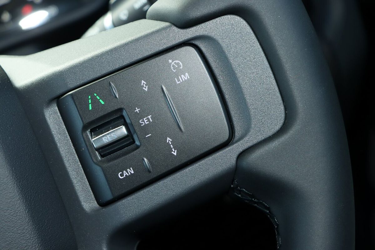 2025 Land Rover Defender 110 D350 X-Dynamic SE L663