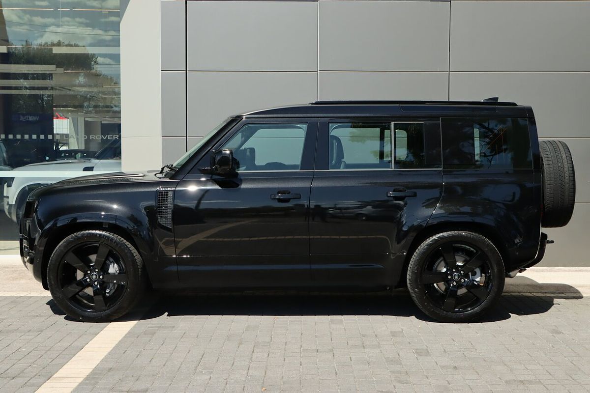 2025 Land Rover Defender 110 D350 X-Dynamic SE L663