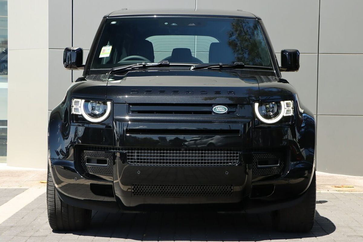 2025 Land Rover Defender 110 D350 X-Dynamic SE L663