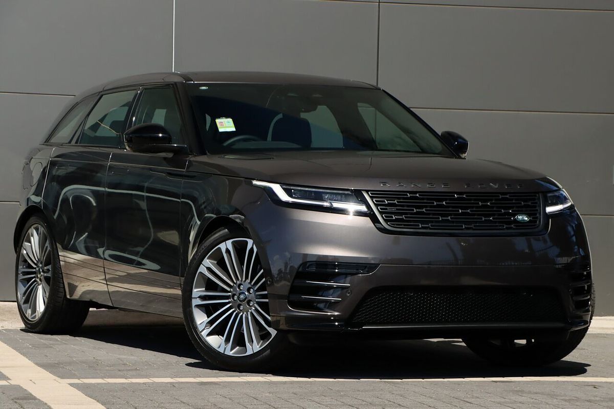 2025 Land Rover Range Rover Velar P250 Dynamic SE L560