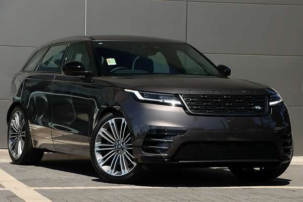 2025 Land Rover Range Rover Velar P250 Dynamic SE L560