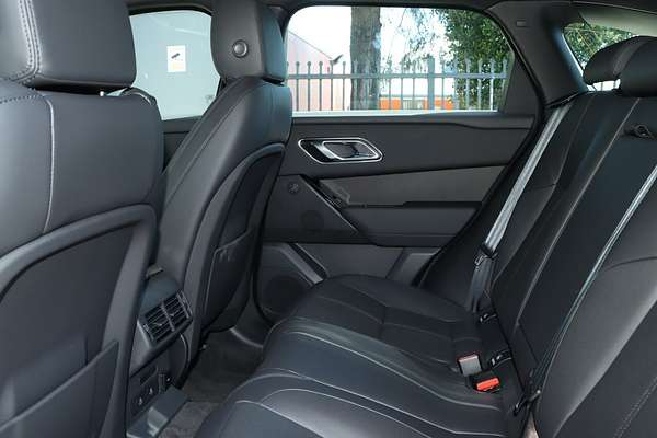 2025 Land Rover Range Rover Velar P250 Dynamic SE L560