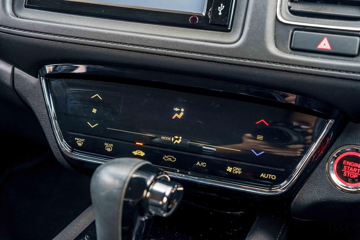 2019 Honda HR-V VTi-S