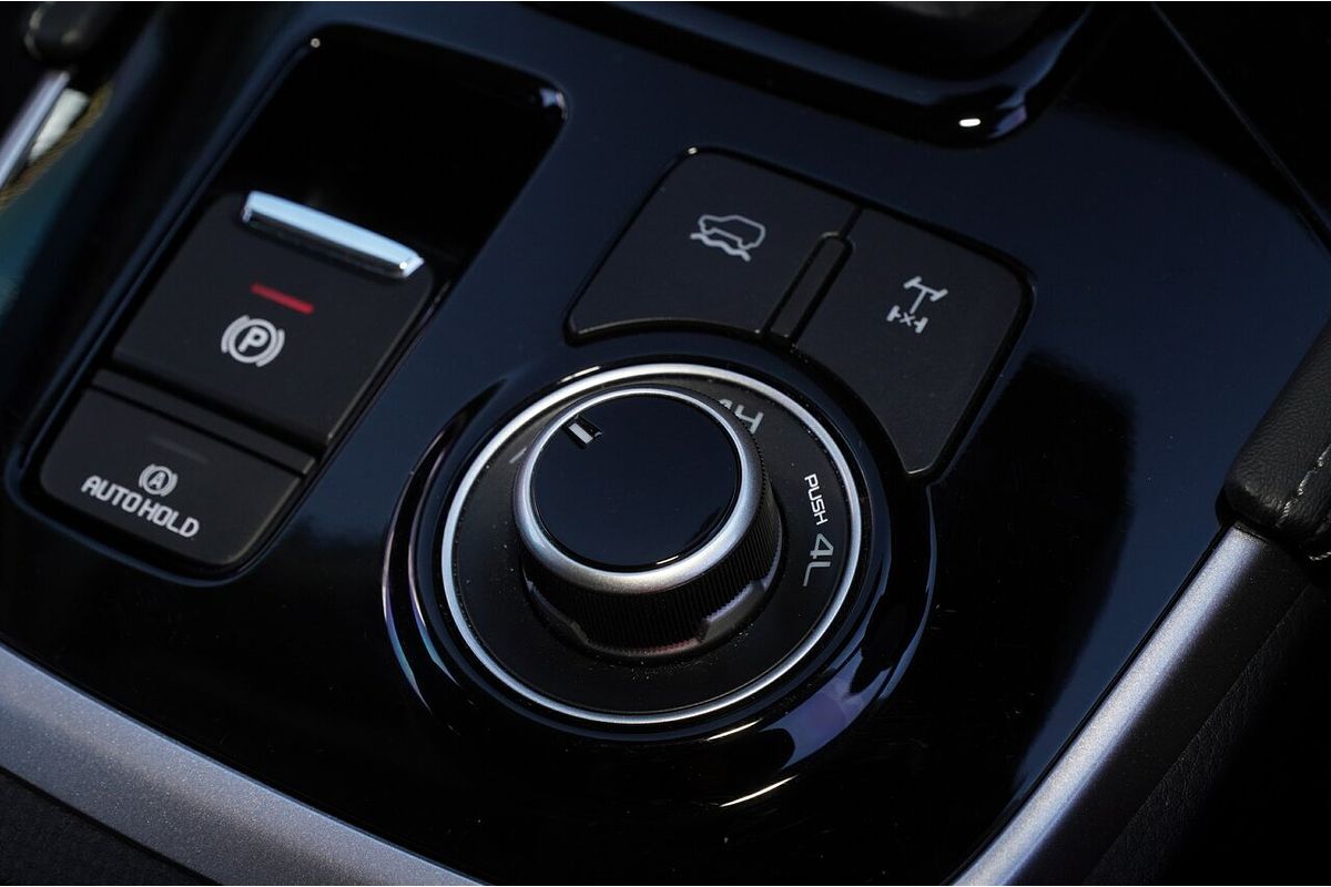 2025 Isuzu MU-X LS-U
