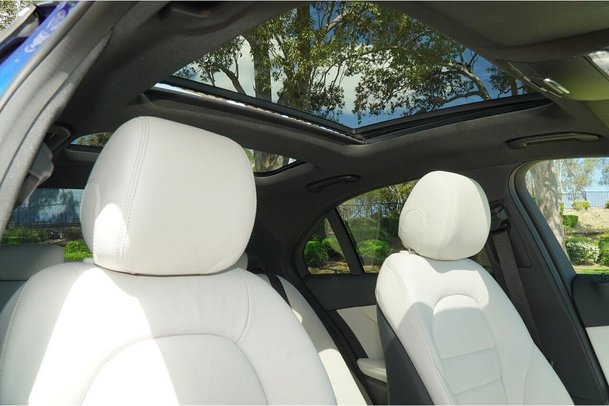 2017 Mercedes-Benz C-Class C350 e W205