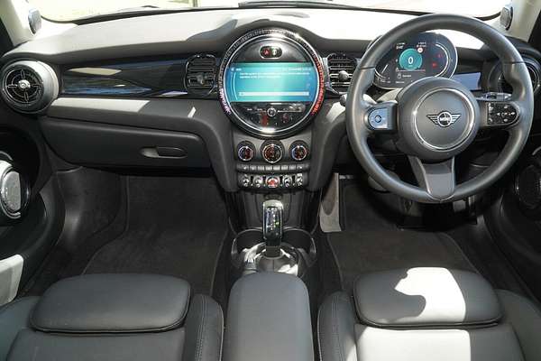 2022 MINI Hatch Cooper Classic F55 LCI-2