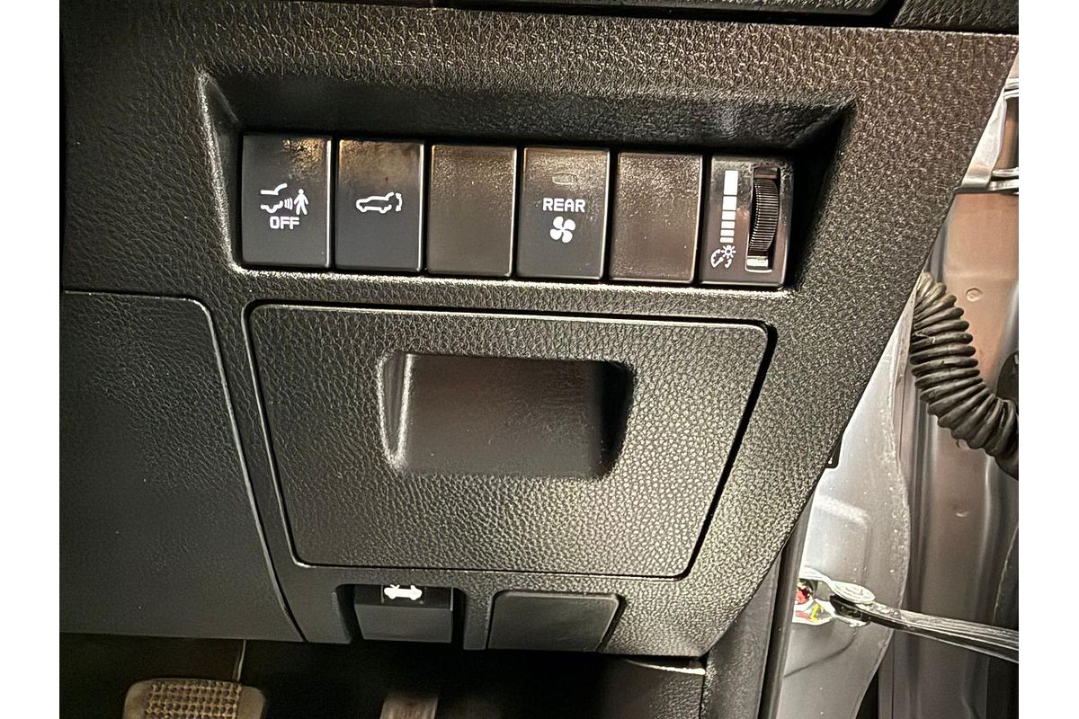 2024 Isuzu MU-X LS-U